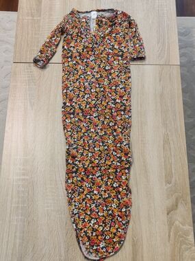 Lou Lou & Company Floral Long sleeve Knitted Gown Size Newborn